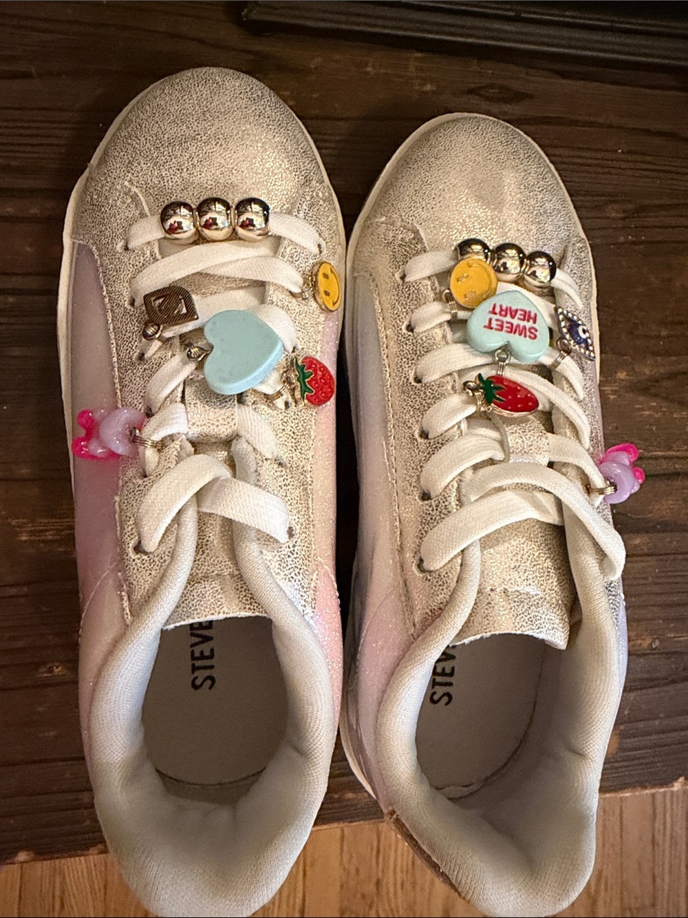 Steve Madden Kids Metallic Pink & White Charm Sneakers